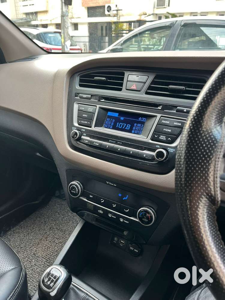 Hyundai I20 Petrol Manual 2015