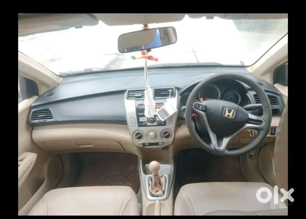 Honda City 1.5 Hybrid 2011