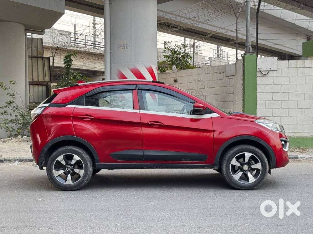 Tata Nexon 1.2 Revotron Xz Plus, 2020, Cng & Hybrids