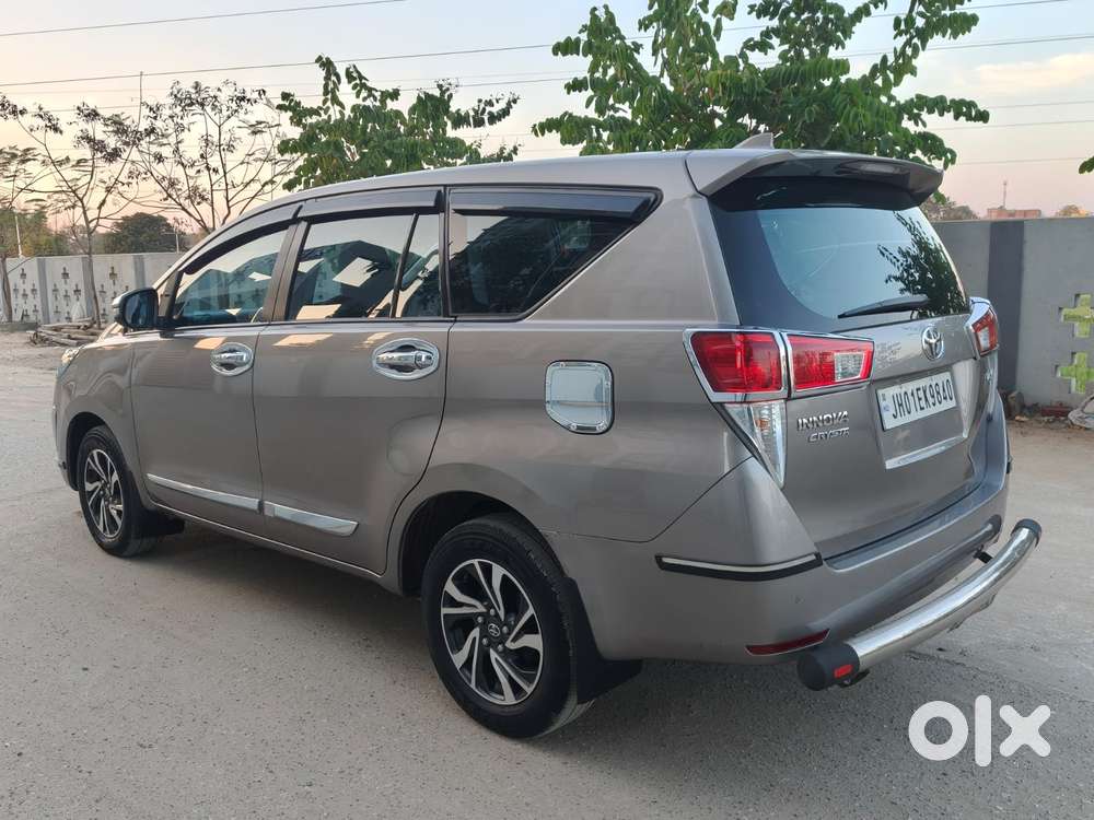 Toyota Innova Crysta 2.4 G Mt 7 Str, 2021, Diesel