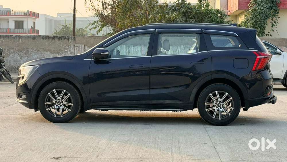Mahindra Xuv700 2.2 Ax 7 Diesel At Luxury Pack Str, 2022, Diesel