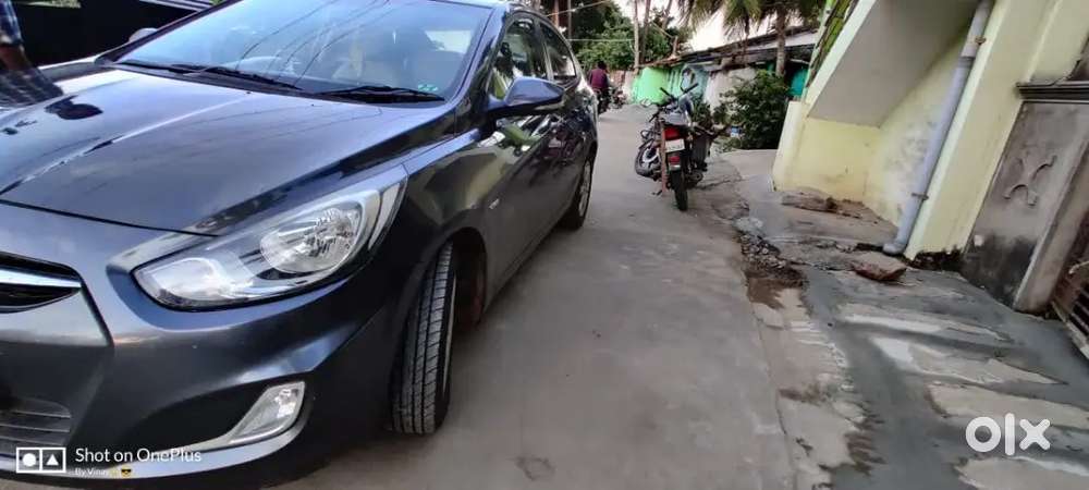 Hyundai Verna 1.6 E Crdi 2012