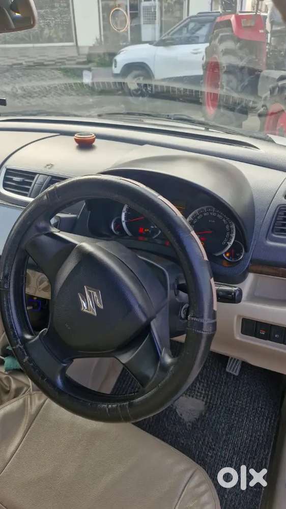 Maruti Suzuki Swift Dzire 2015 Petrol 113000 Km Driven