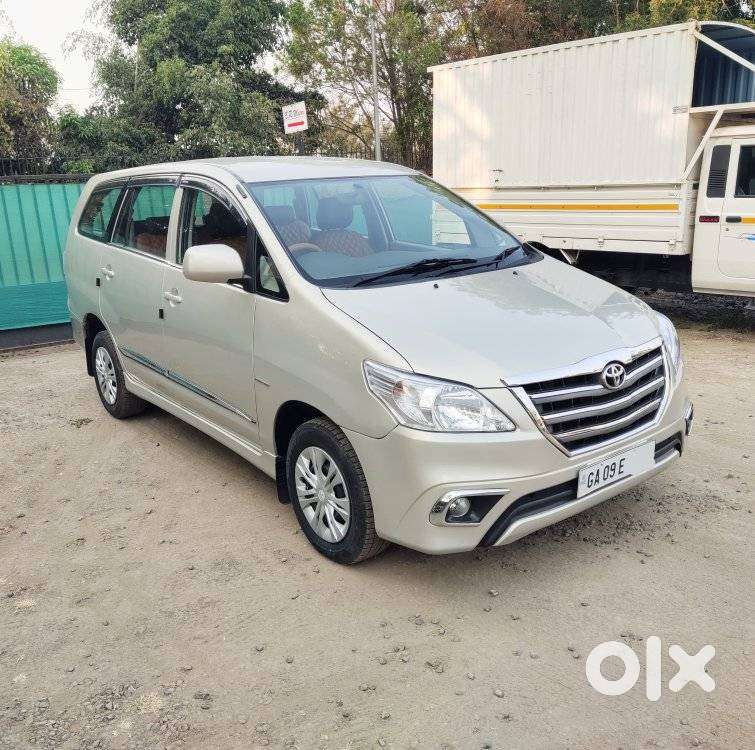 Toyota Innova 2.5 G (diesel) 8 Seater, 2013, Diesel