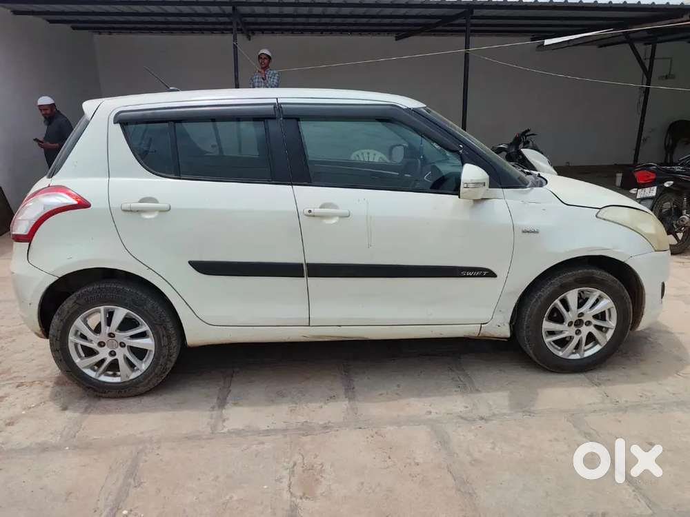 Maruti Suzuki Swift Zdi 2012