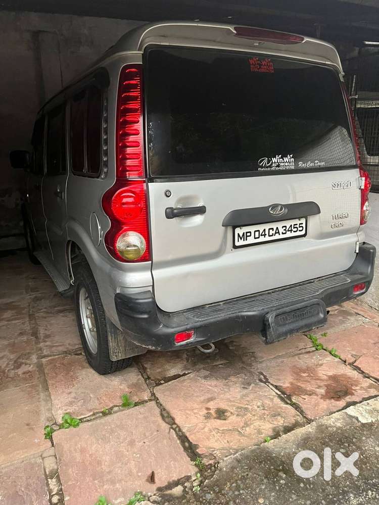 Mahindra Scorpio 2006