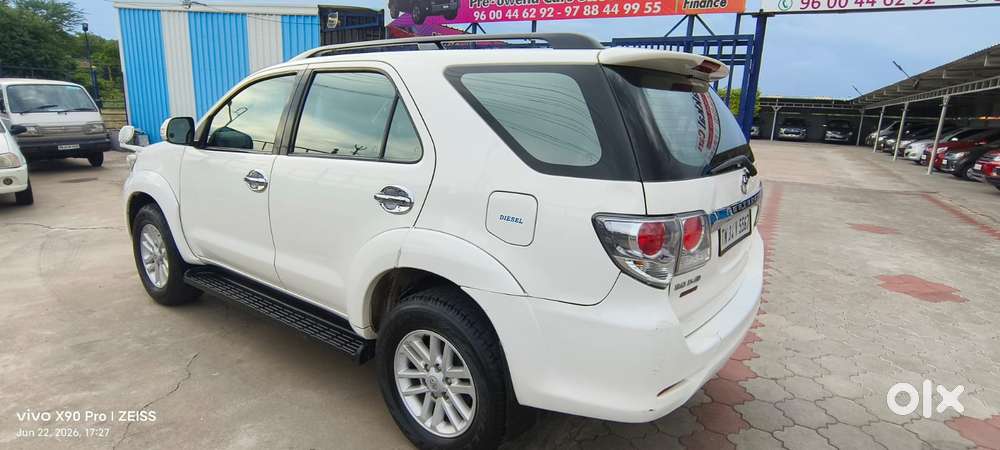 Toyota Fortuner 4x4 At, 2014, Diesel