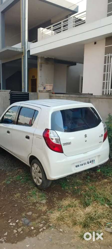 गाडी विकणे आहे  2015 मॉडेल एकदम कडक आहे 
किंमत 250,000/-