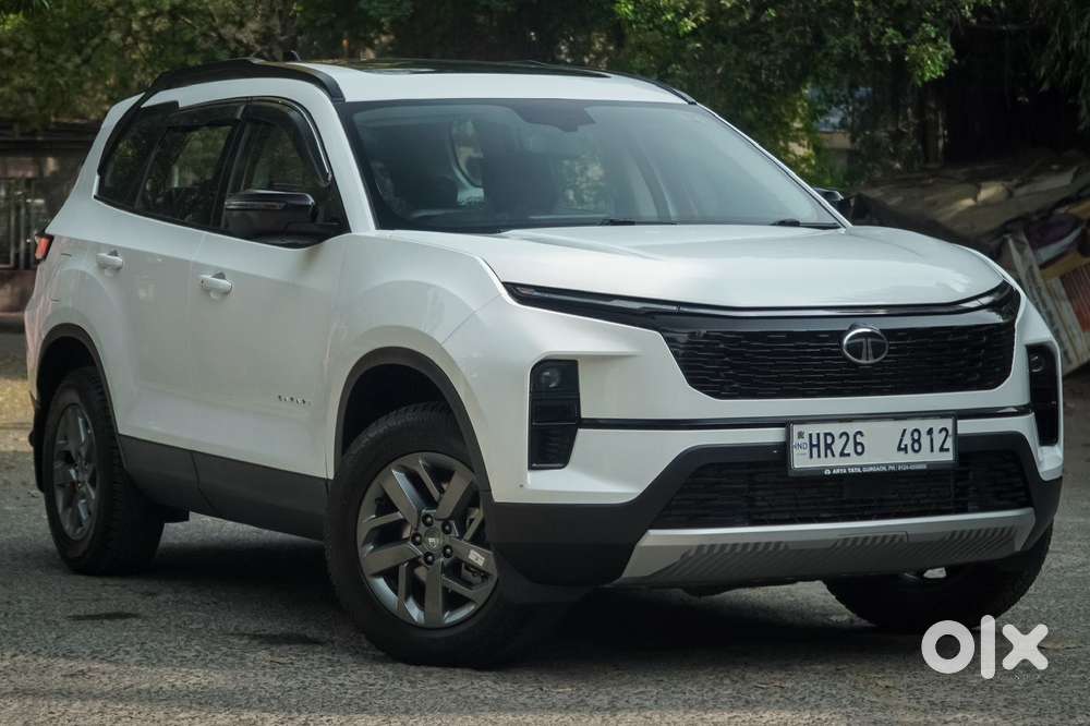 Tata Safari Pure Plus S Dark Edition At, 2025, Diesel
