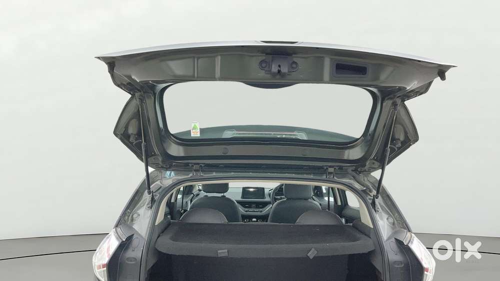 Tata Nexon 1.2 Revotron Xm (s), 2023, Petrol