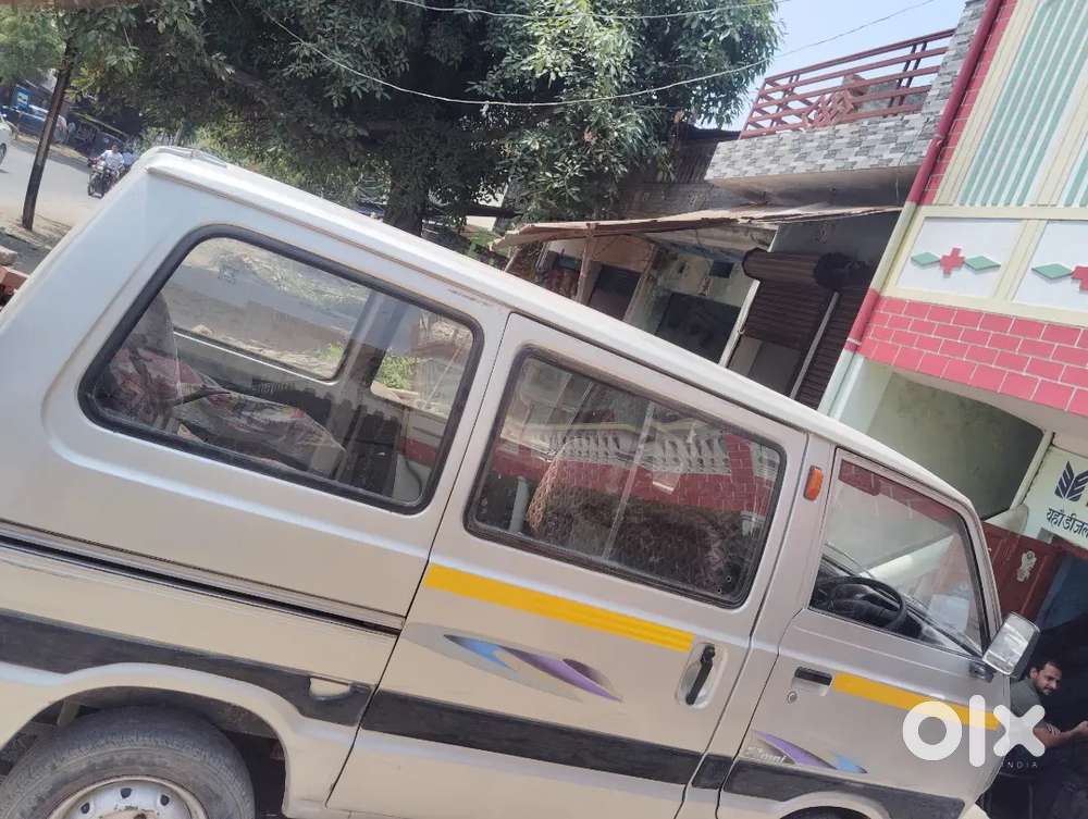 Maruti Suzuki Omni 2012