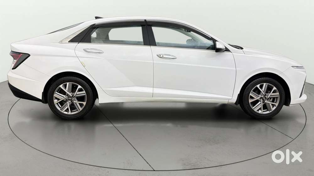 Hyundai Verna 1.5 Sx (o) Vtvt, 2023, Petrol