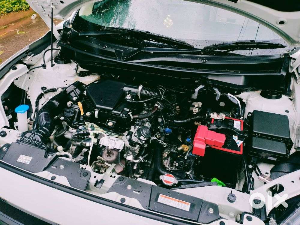 Maruti Suzuki Swift Dzire Vxi(o) Mt, 2025, Petrol