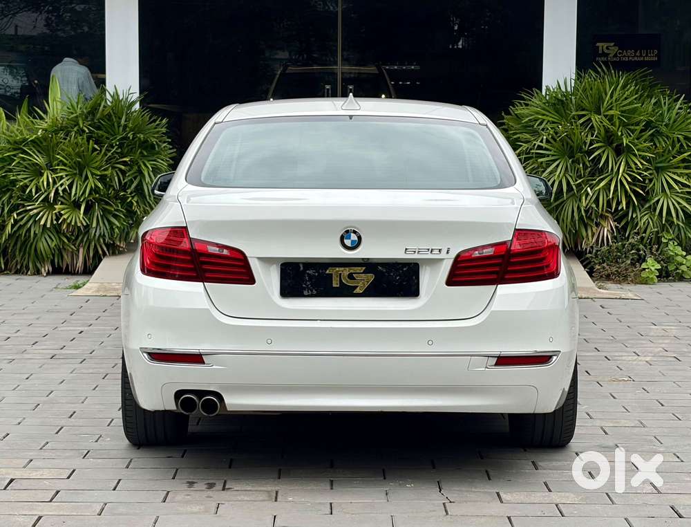 Bmw 5 Series 2.0 520i Luxury Line, 2016, Petrol