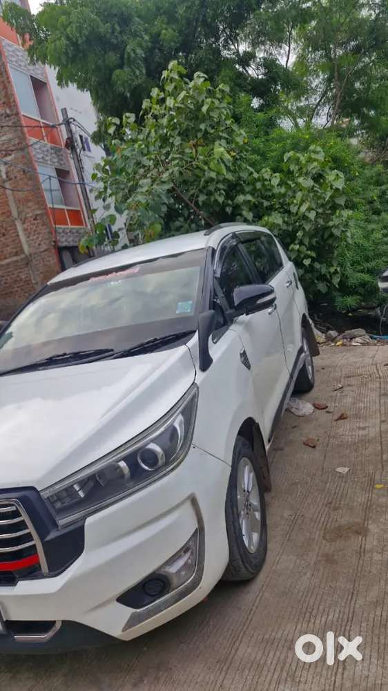 Toyota Innova Crysta Diesel 2016