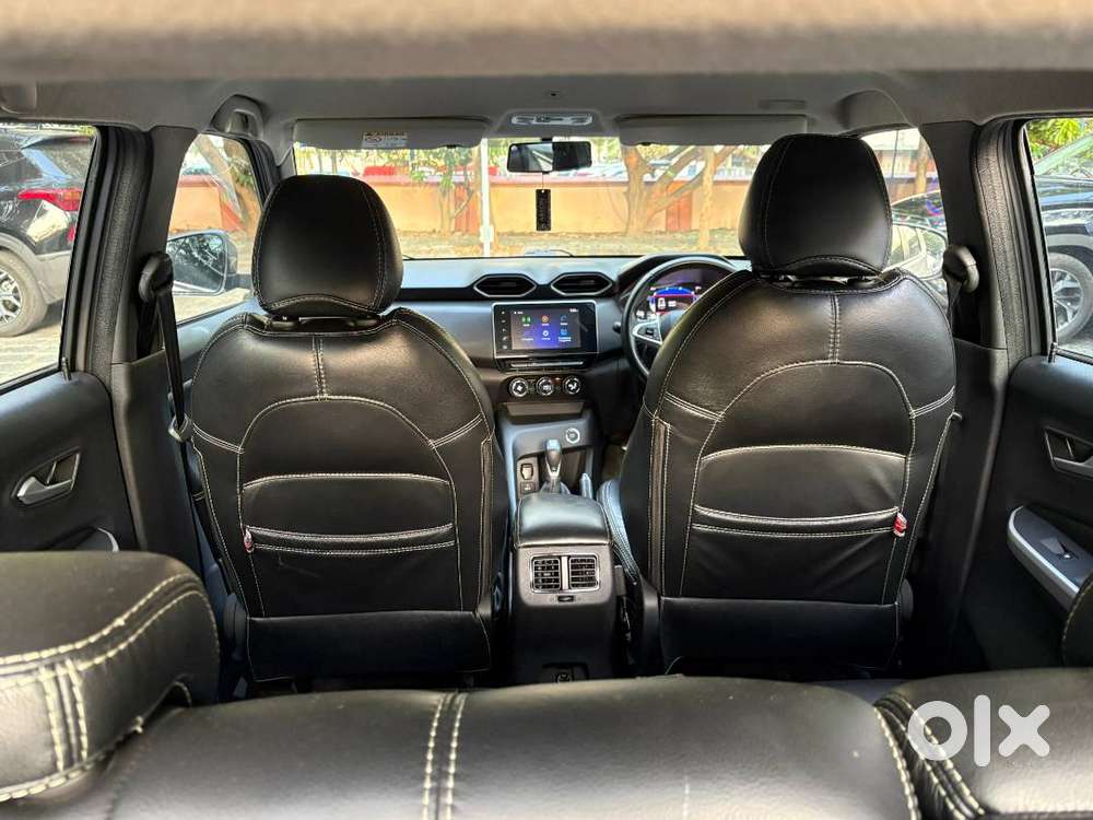 Nissan Magnite 1.0 Xv Premium Turbo Cvt (0), Top Variant