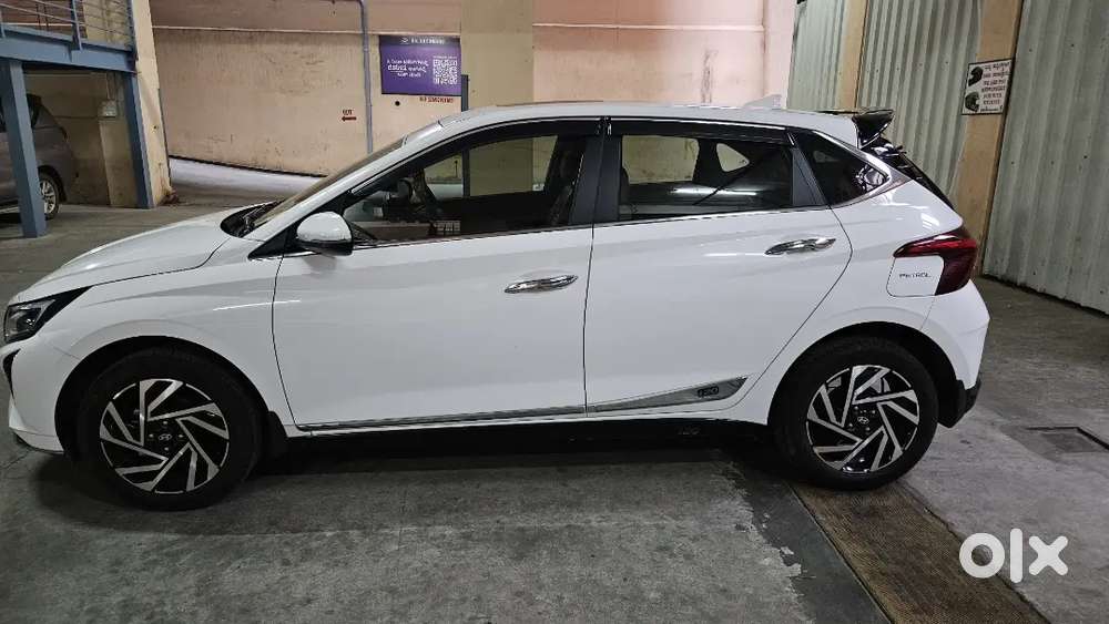 Hyundai I20 2025 Petrol 4800 Km Driven