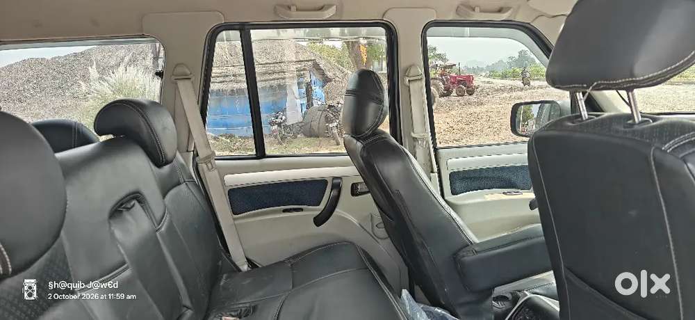 Mahindra Scorpio S11