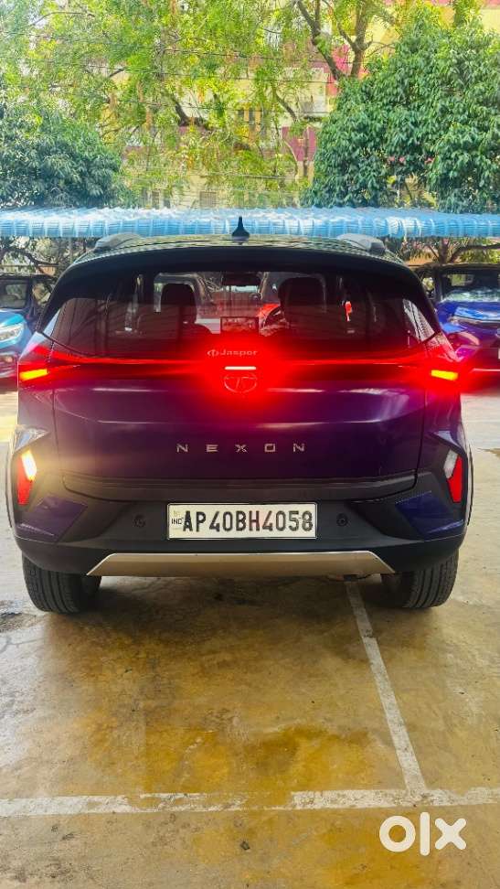 Tata Nexon Creative Plus S 1.2 Revotron Petrol 7dca Dt, 2023, Petrol