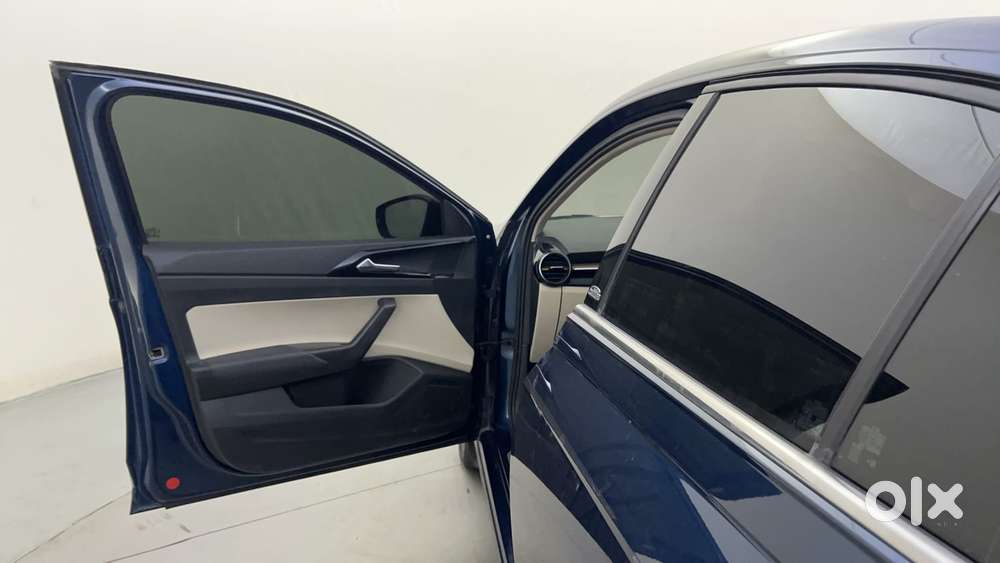 Skoda Slavia Style 1.0l Tsi Mt, 2023, Petrol