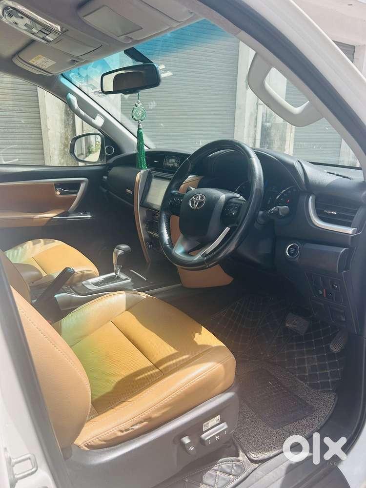 Toyota Fortuner 4x2 At 2.8 Diesel, 2019, Diesel