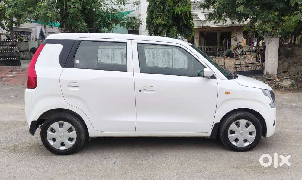 Maruti Suzuki Wagon R 1.0 Vxi Amt, 2025, Petrol