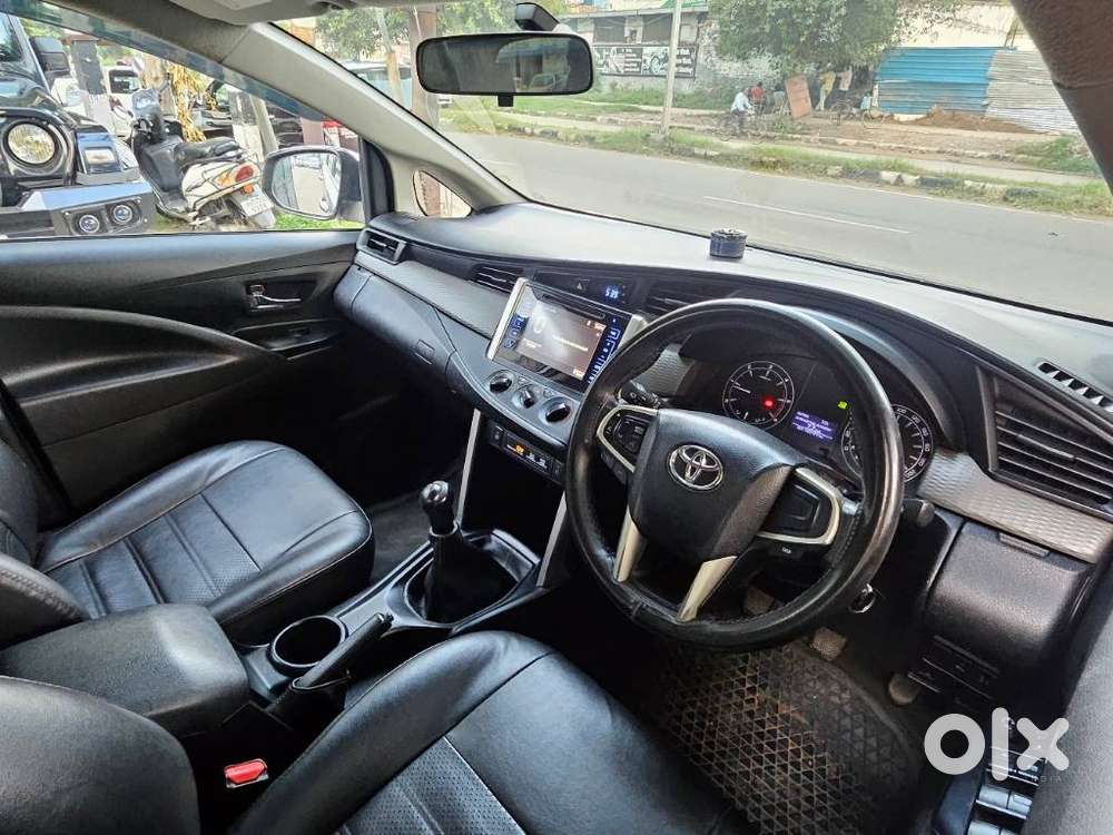 Toyota Innova Crysta 2.4 G Mt, 2018, Diesel