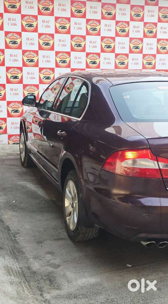 Skoda Superb Elegance Tdi 2.0 At, 2013, Petrol