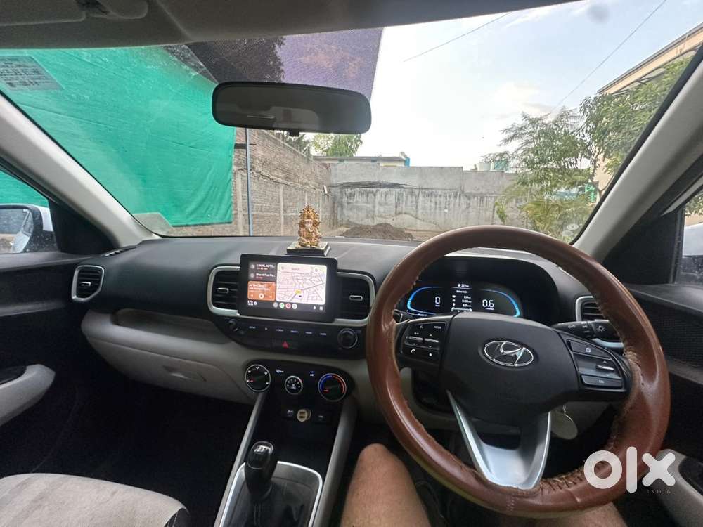 Hyundai Venue Petrol 2022 Model New Type Condition
