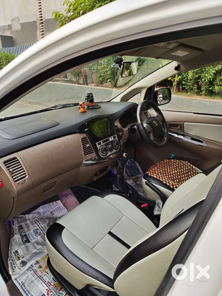 Toyota Innova 2016 Diesel Well Maintained