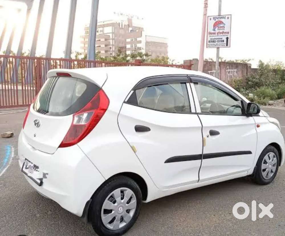 Hyundai Eon Era 2013 Petrol