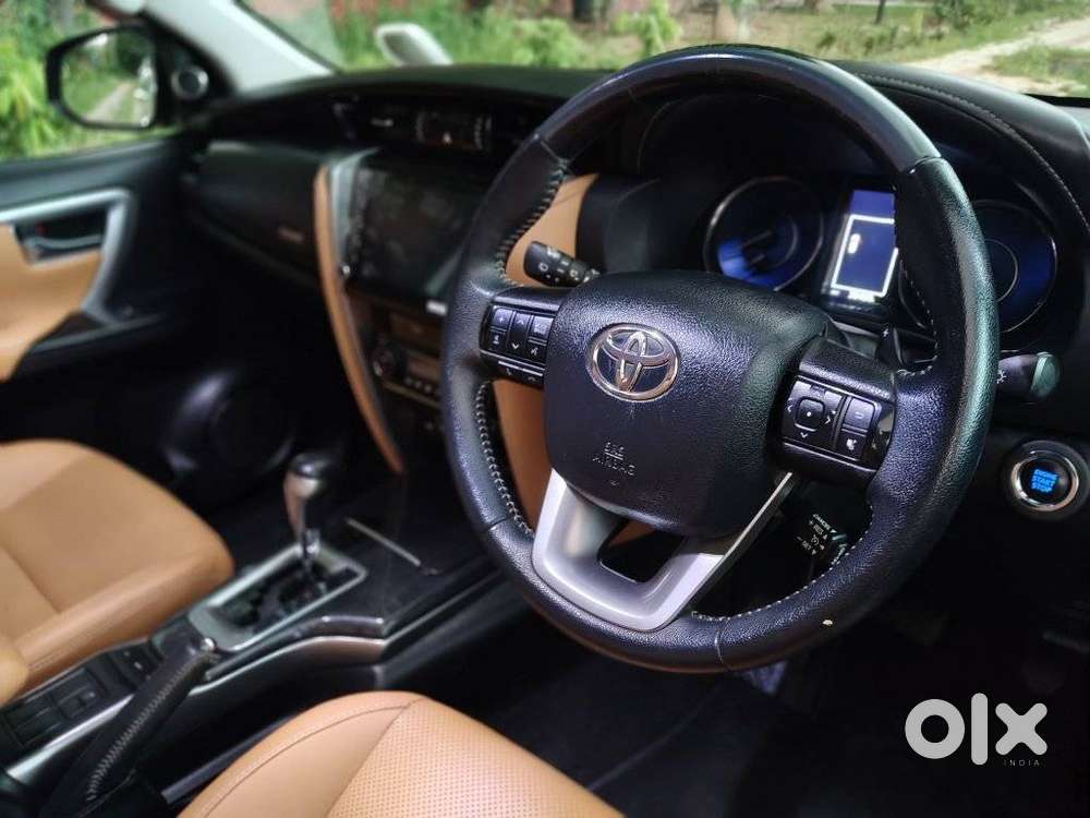 Toyota Fortuner 4x2 At 2.8 Diesel, 2022, Diesel