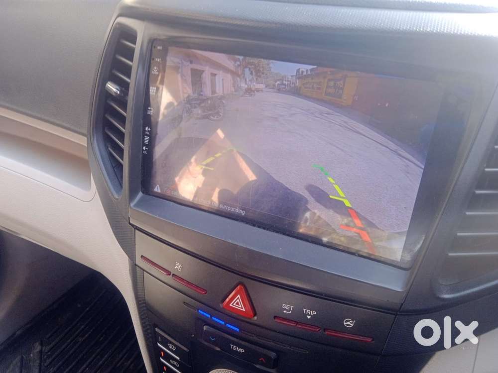 Mahindra Xuv300 2023 Diesel Well Maintained