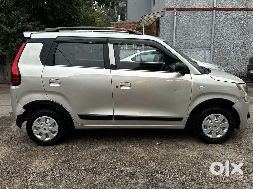 Maruti Suzuki Wagon R Vxi 1.0 Cng, 2019, Cng & Hybrids