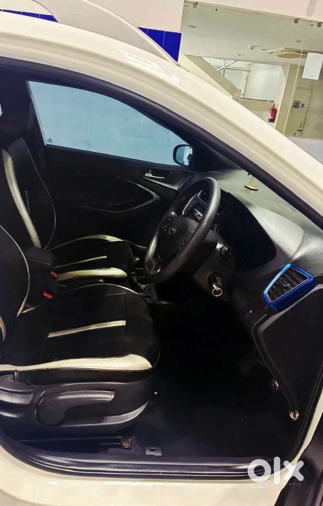 Hyundai I20 Active Petrol,mint Condition,insurance Upto December 2026