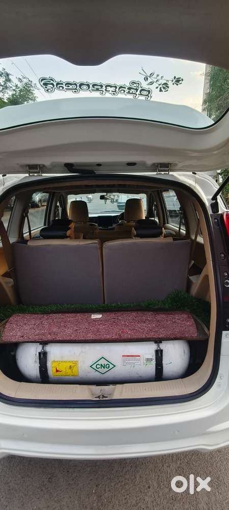 Maruti Suzuki Ertiga 2022-2023 Vxi Cng, 2022, Cng & Hybrids