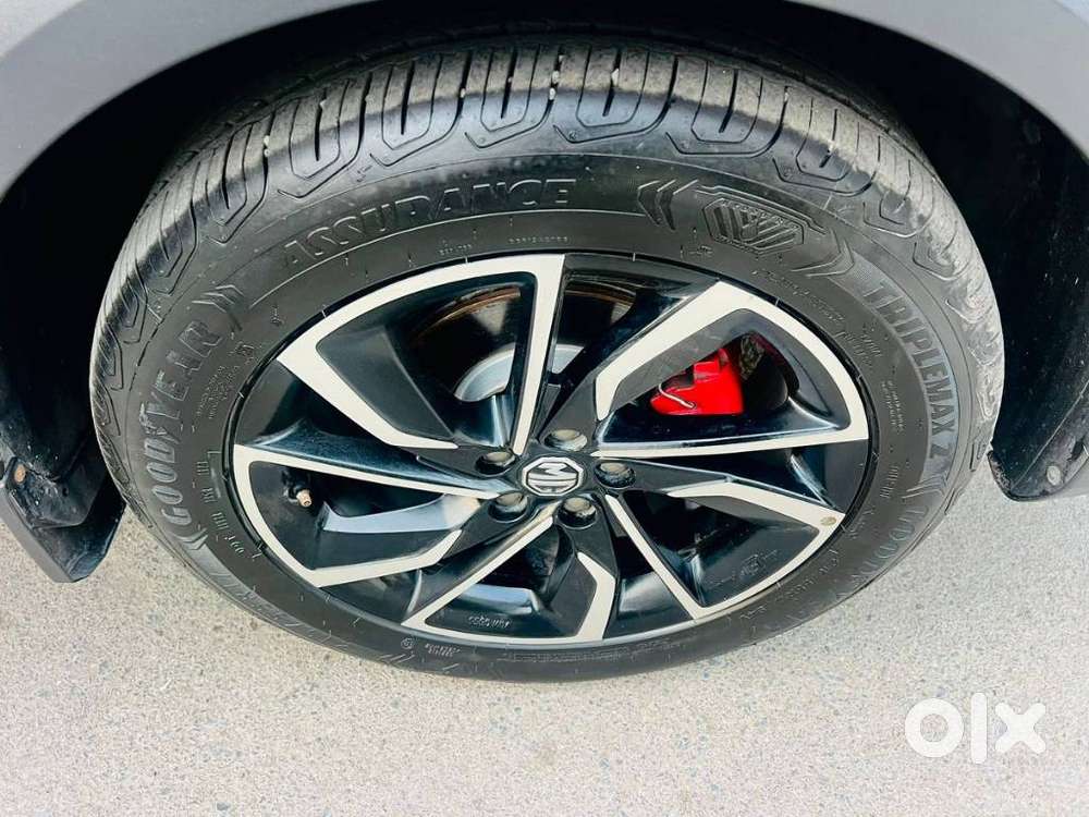 Mg Astor 1.5 Savvy Cvt S Red, 2023, Petrol