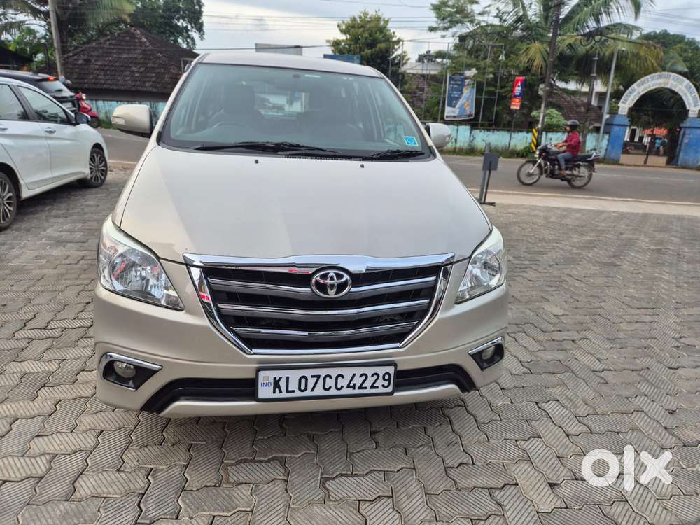 Toyota Innova 2.5 V 7 Str, 2015, Diesel