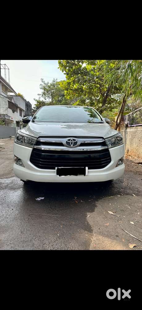Toyota Innova Crysta 2018 Diesel Well Maintained