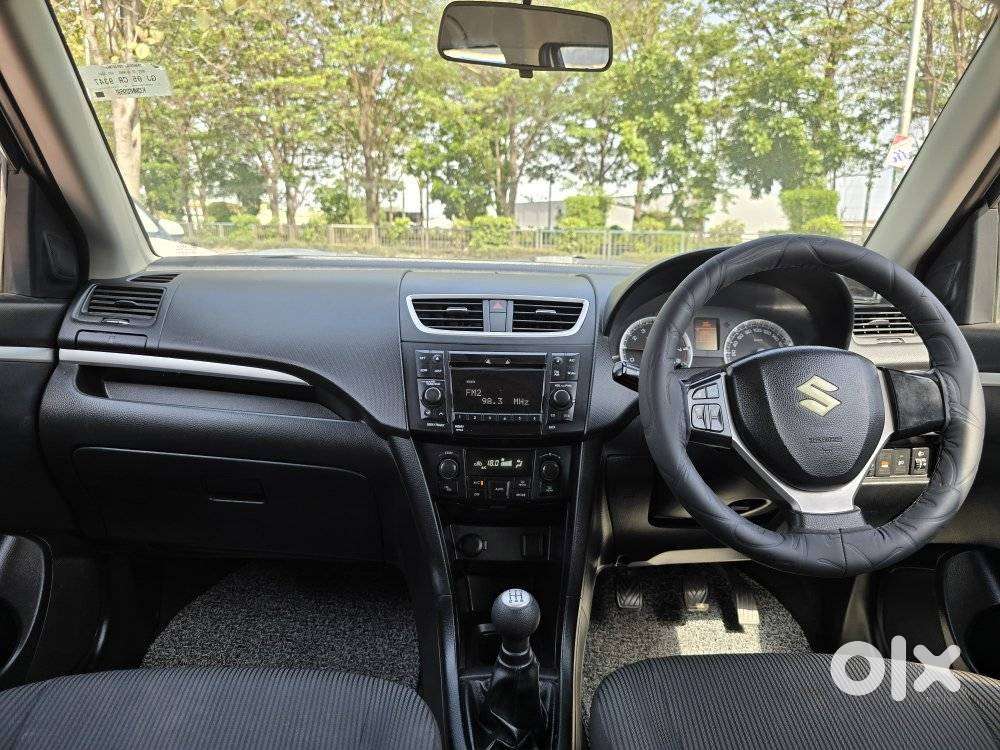 Maruti Suzuki Swift Zxi, 2011, Cng & Hybrids