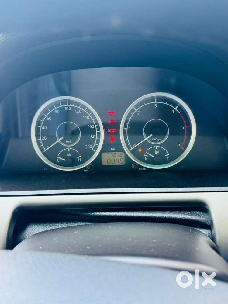 Tata Safari Storme 2016
