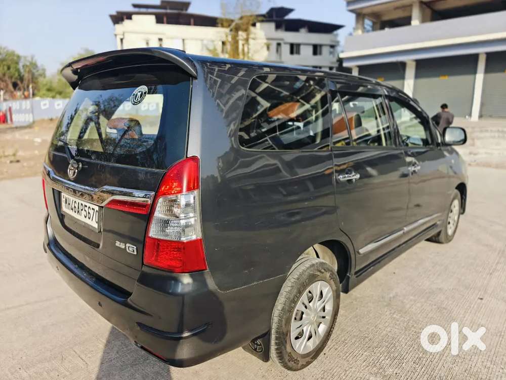 Toyota Innova 2.5 G 8-seater 2015