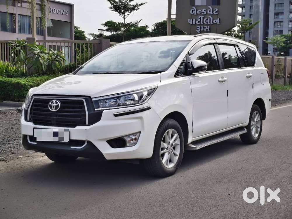 Toyota Innova Crysta 2.4 G Mt 7 Str, 2023, Diesel