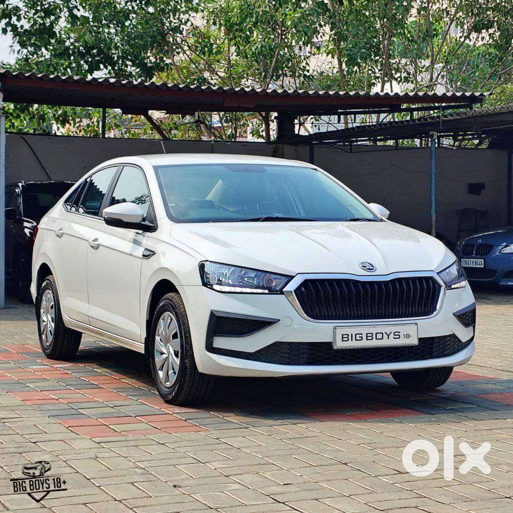 Skoda Slavia 1.0 Active Tsi, 2022, Petrol