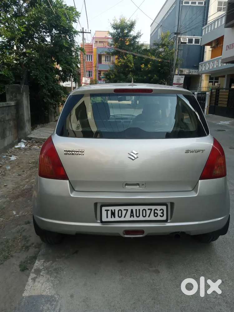 Maruti Suzuki Swift 2006 Petrol 98000 Km Driven