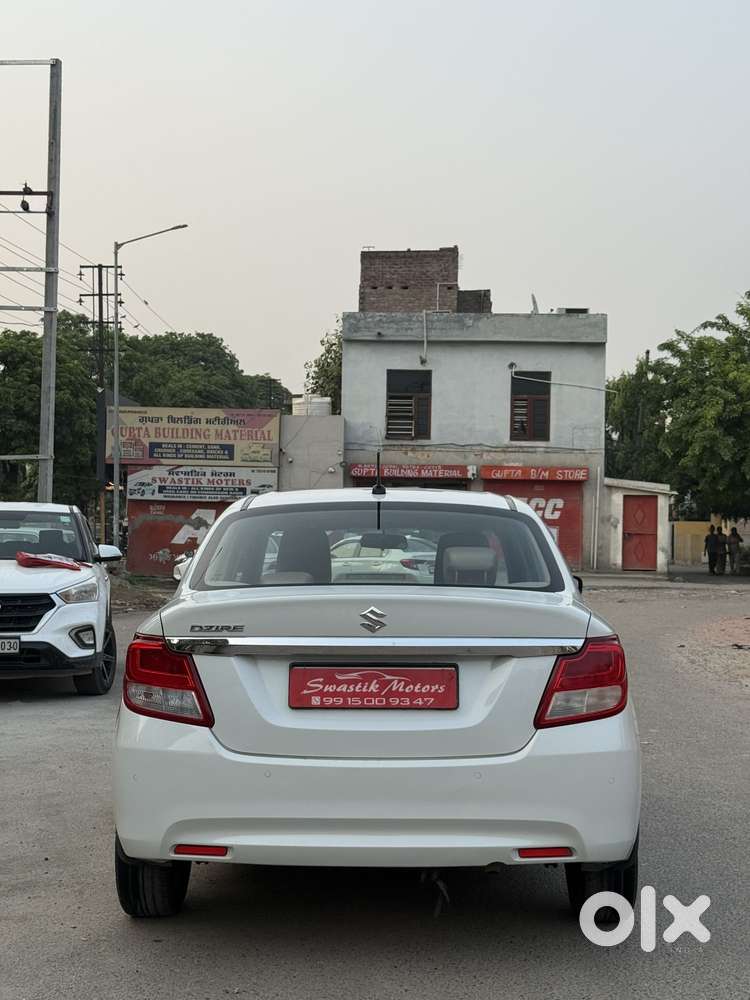 Maruti Suzuki Dzire 1.2 Vxi, 2023, Petrol