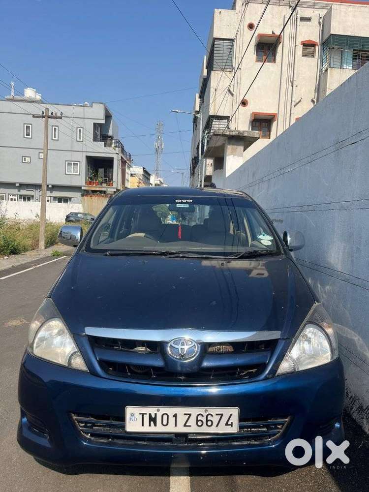 Toyota Innova 2.0 Gx (petrol) 8 Seater Bs Iv, 2005, Diesel