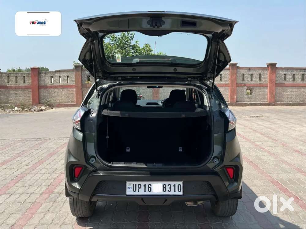 Tata Nexon 1.2 Revotron Xma, 2023, Petrol