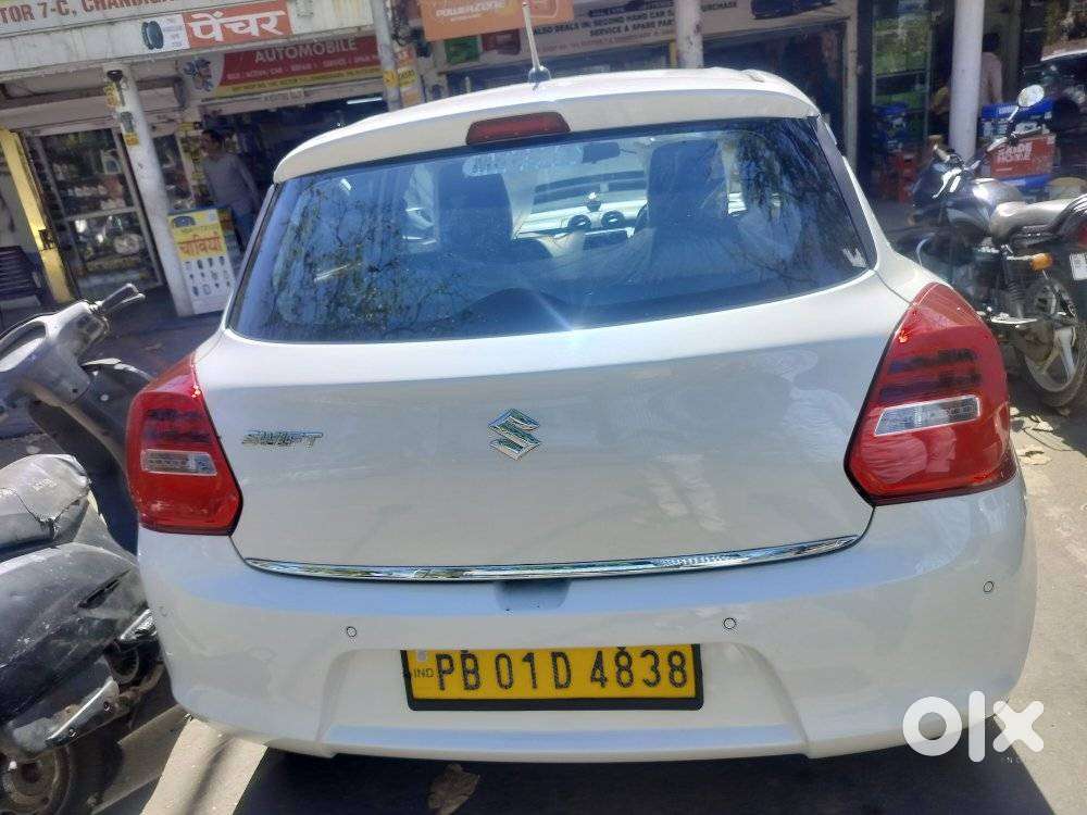 Maruti Suzuki Swift 1.2 Vxi (o), 2023, Petrol