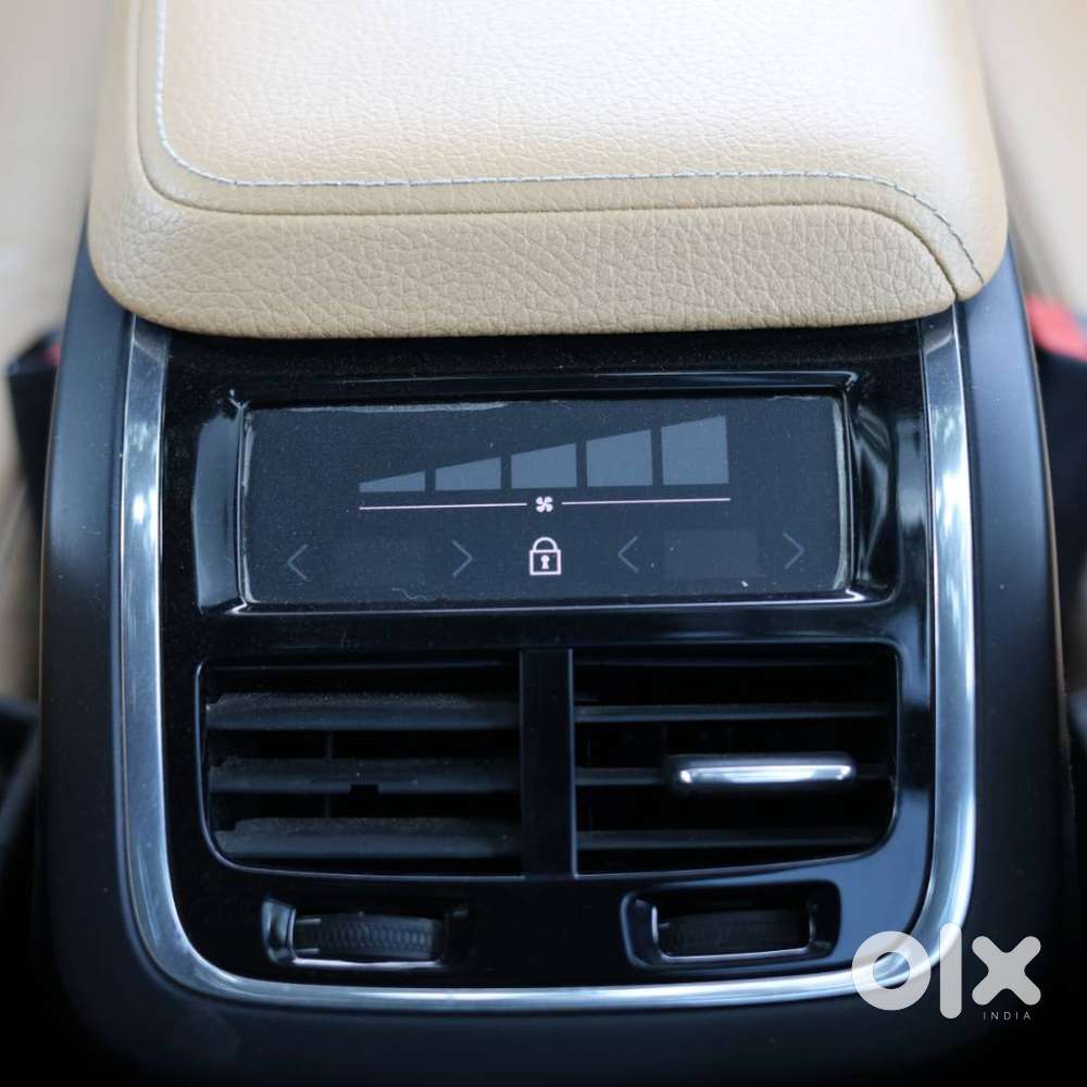 Volvo Xc60 Momentum D4, 2018, Diesel